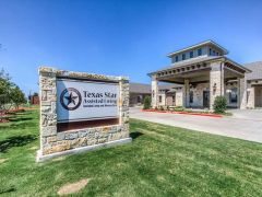 Vitality Court Texas Star outdoor common area
