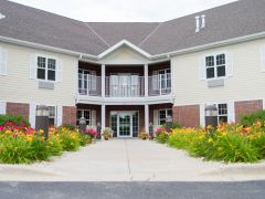 Clifden Court Assisted Living and Memory Care community entrance