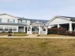 CareOne at Parsippany Assisted Living outdoor common area